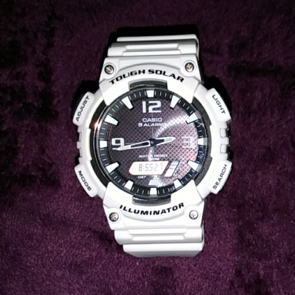 Man's Tough Solar illuminator watch